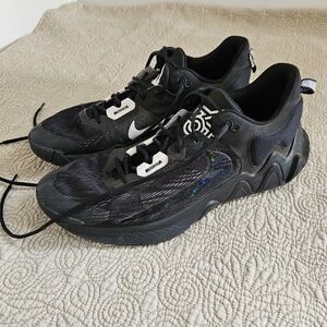 Black Athletic Sneakers